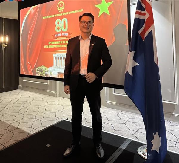 ຊາວ ຫວຽດ​ນາມ ອາ​ໄສ​ຢູ່ ອົດ​ສະ​ຕາ​ລີ ຫວັງ​ວ່າບັນ​ດາ​ນະ​ໂຍ​ບາຍ​ຊີ້​ຂາດ​ຂອງກອງ​ປະ​ຊຸມ​ໃຫຍ່​ຄັ້ງ​ທີ XIV ຂອງ​ພັກ ຈະ​ໄດ້​ຮັບ​ການ​ຜັນ​ຂະ​ຫຍາຍ​ໂດຍ​ໄວ