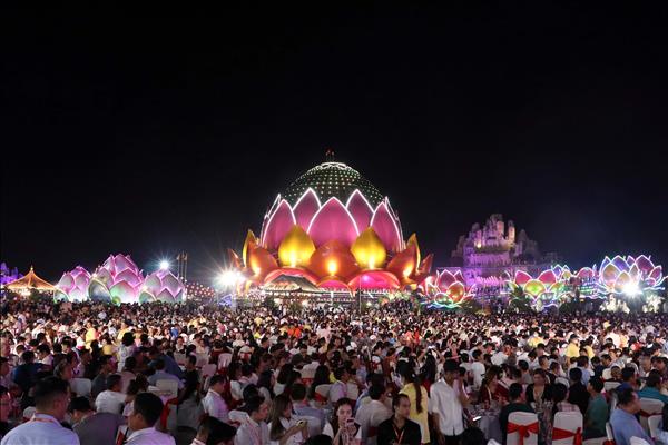  Liên Hoa Bảo Tháp - Điểm nhấn mới của du lịch Cần Thơ