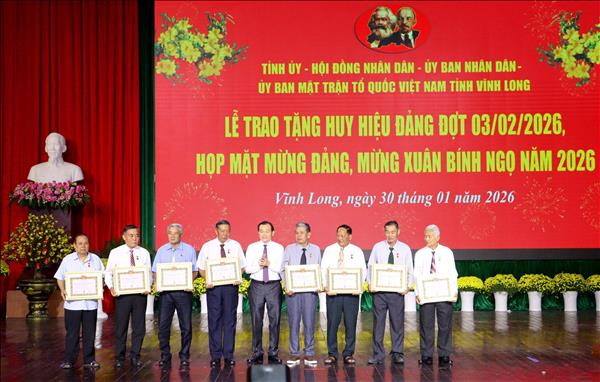 96 năm thành lập Đảng: Vĩnh Long cụ thể hóa Nghị quyết Đại hội XIV phù hợp với thực tiễn