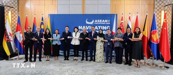 ASEAN y China destacan la importancia de mantener la paz en Mar del Este