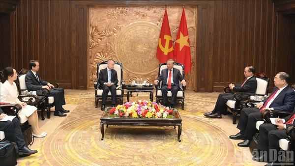 Генеральный секретарь ЦК КПВ То Лам принял специального посланника Генерального секретаря ЦК КПК, Председателя Китая Си Цзиньпина