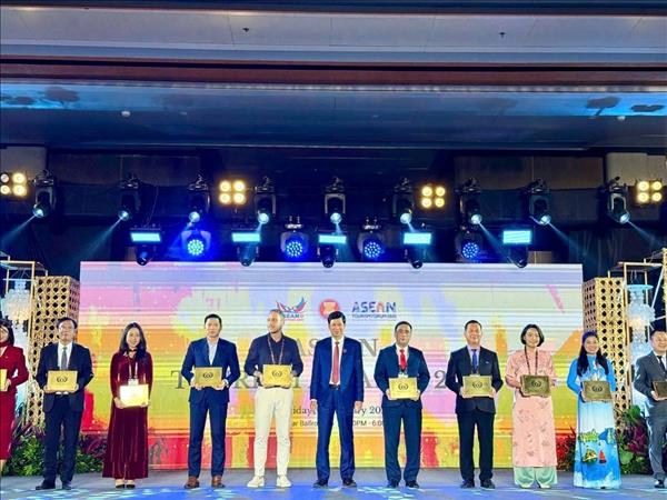 Quy Nhơn được nhận giải thưởng Đô thị du lịch sạch ASEAN 2026