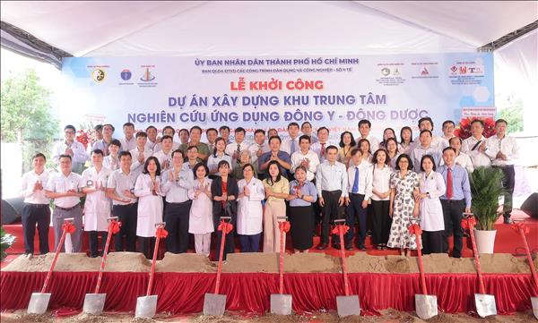 Thành phố Hồ Chí Minh: Hình thành trung tâm đông y dược hiện đại hàng đầu khu vực phía Nam