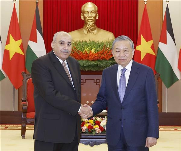 Tổng Bí thư Tô Lâm tiếp Chủ tịch Hạ viện Jordan Mazen Turki El Qadi