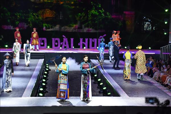 Áo dài Huế - Lan tỏa hồn Cố đô giữa không gian Hội chợ Mùa Xuân 2026