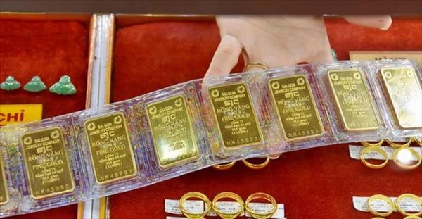 Giá vàng miếng sáng 4/2 tăng 3,7triệu đồng/lượng