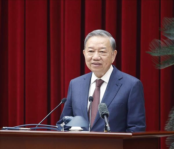 Party chief stresses role of great national solidarity in Vietnams development