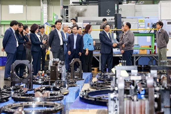 Kinh tế Việt Nam: Hội tụ nhiều điều kiện để bước vào một chu kỳ tăng trưởng mới