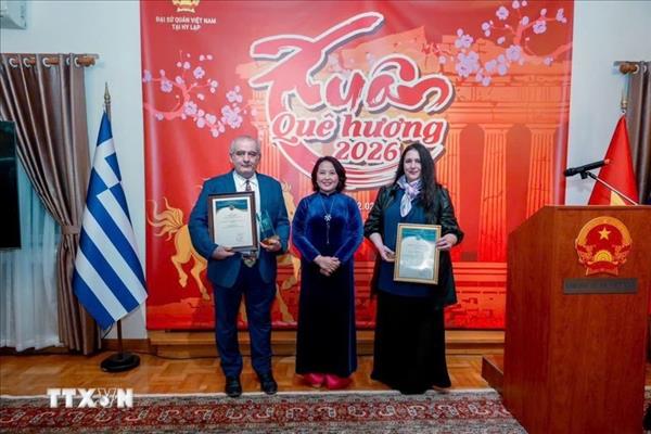 Homeland Spring programme strengthens Vietnam–Greece community solidarity, friendship
