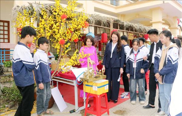 Giáo dục truyền thống qua trải nghiệm Tết cổ truyền tại trường học