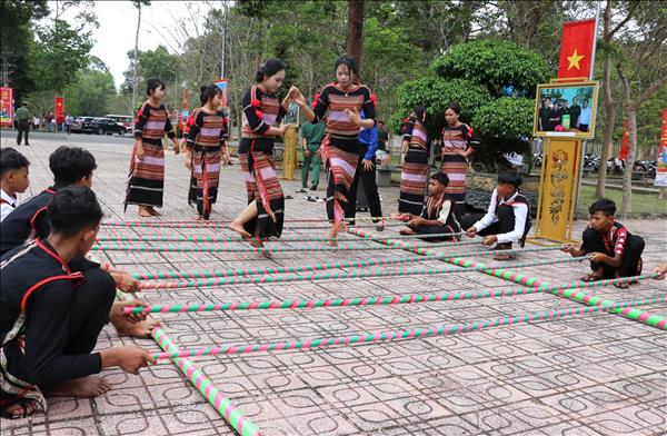 Rộn ràng Xuân biên giới