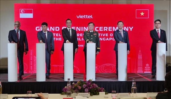 Viettel inaugure un bureau de représentation à Singapour