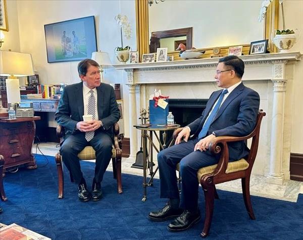 Vietnam et États-Unis renforcent leur dialogue sur la politique économique et commerciale