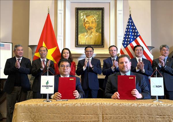 베트남‧미국, 에너지 협력 문서 체결…공급망 다변화 및 무역 균형 가속화