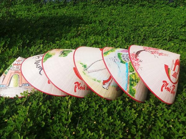 Phu Tho sees Sai Nga conical hat-making craft flourishing