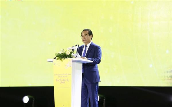 ພໍ່ແມ່ປະຊາຊົນຊາວຫວຽດນາມຢູ່ຕ່າງປະເທດເຂົ້າຮ່ວມການພົບປະລະດູບານໃໝ່ປີມະເມຍ 2026