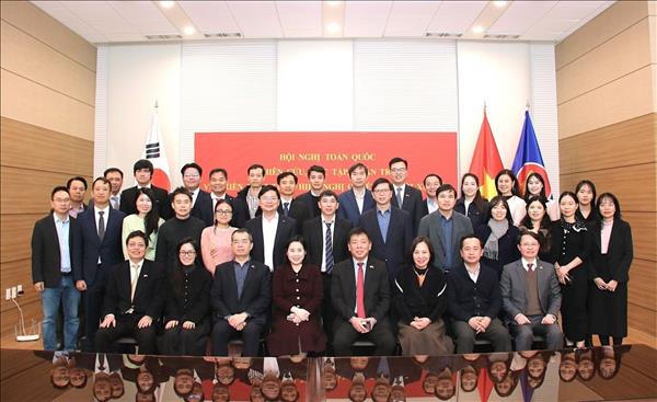 Đảng ủy tại Hàn Quốc xác lập tâm thế mới cho việc triển khai thiết thực, hiệu quả