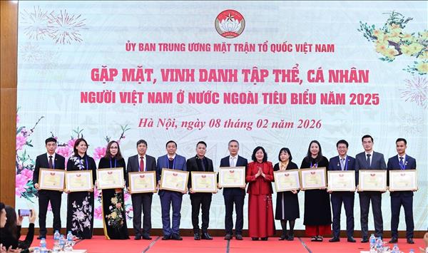 MTTQ Việt Nam luôn dành tình cảm, trân trọng đóng góp quý báu của kiều bào ở nước ngoài