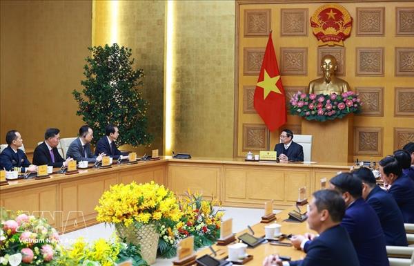 Primer ministro de Vietnam recibe al embajador de China