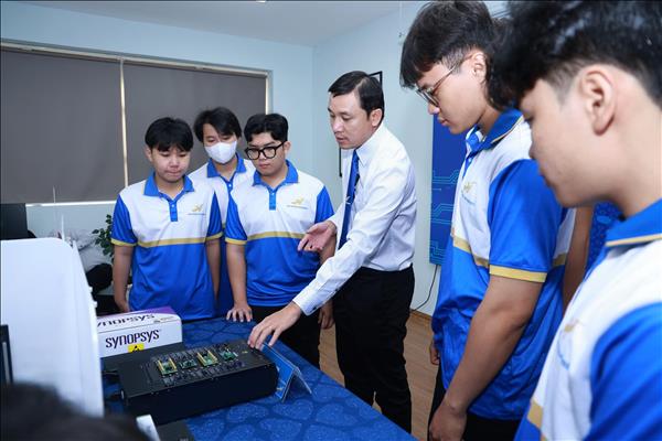 Để ngành công nghiệp bán dẫn ngày càng giữ vai trò chiến lược