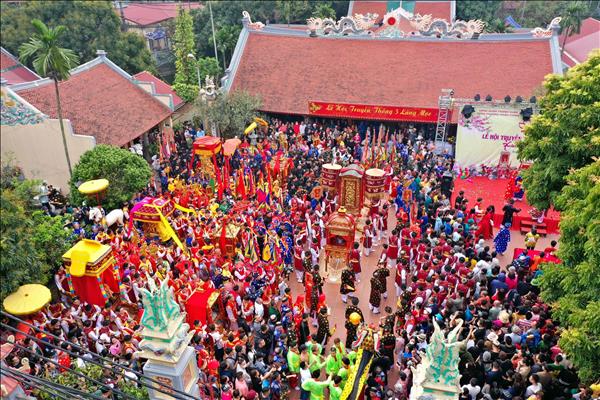 Giữ hồn Kẻ Mọc qua lễ hội 5 làng