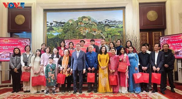 国外在住ベトナム人、祖国への想いと共に旧正月テトを祝う