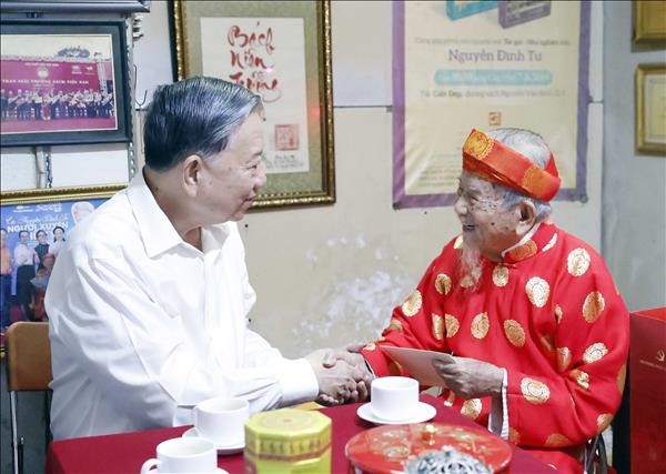 또 럼 당 서기장, 호찌민시 방문 및 전통 설 인사