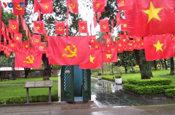 戦争中におけるベトナム人民軍総参謀部の暗号通信壕の探検