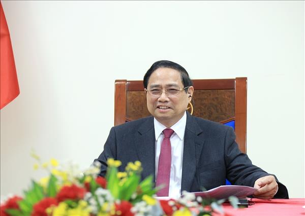 Thủ tướng Chính phủ Phạm Minh Chính điện đàm với Thủ tướng Singapore