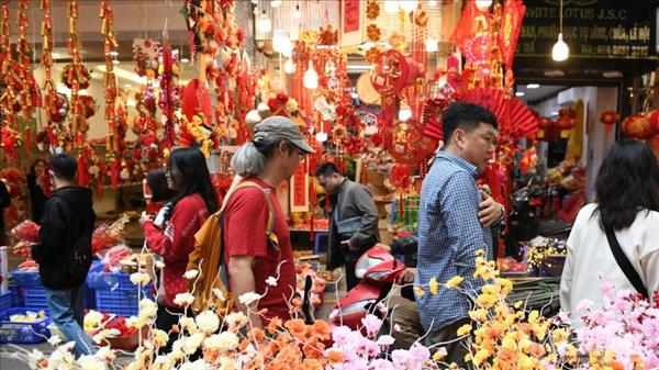 2026年春节出游：越南游客尽享长假，以各自方式欢度春节