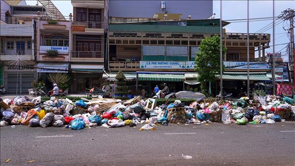 Người dân mong muốn nhanh chóng khôi phục lại hình ảnh những tuyến phố sạch đẹp