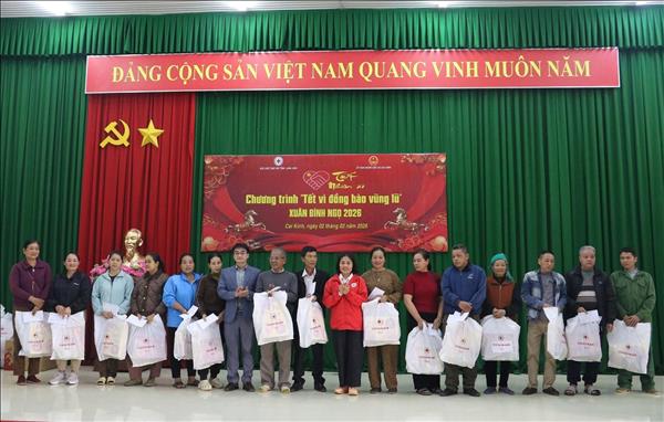 Tết ấm nơi vùng biên xứ Lạng