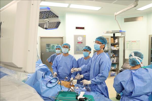 Ghép gan cứu sống người bệnh ngày giáp Tết