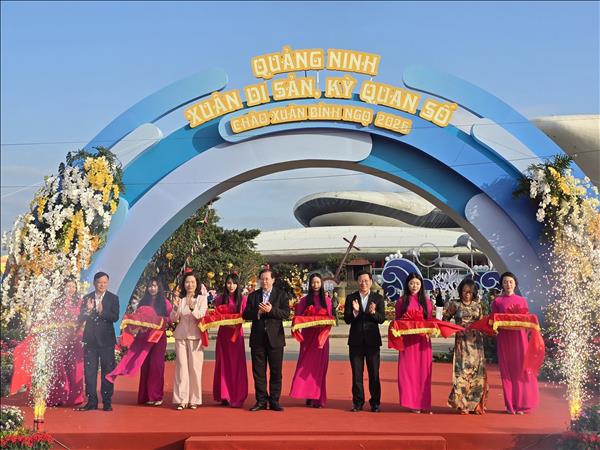 Kỳ quan số bên bờ di sản và khát vọng bứt phá