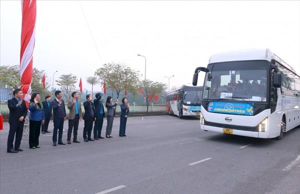 លើកទឹកចិត្តនិងថែទាំពលករនៅរដ្ឋធានីហាណូយក្នុងអំឡុងពេលបុណ្យតេត