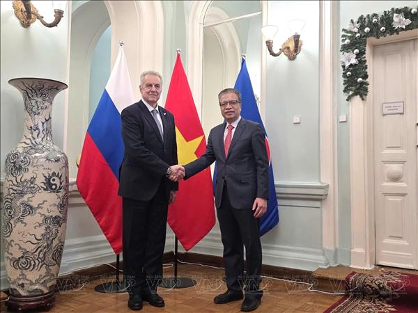 ສາຍ​ພົວ​ພັນ​ລະ​ຫວ່າງ St. Petersburg ແລະ ນະ​ຄອນ ໂຮ່​ຈີ​ມິນ ແມ່ນ​ໜຶ່ງ​ໃນ​ບັນ​ດາ​ຈຸດ​ເດັ່ນ​ໃນ​ສາຍ​ພົວ​ພັນ​ ລັດ​ເຊຍ - ຫວຽດ​ນາມ