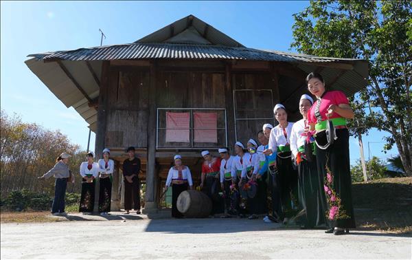 Giữ nếp Tết Mường giữa đại ngàn Tây Nguyên