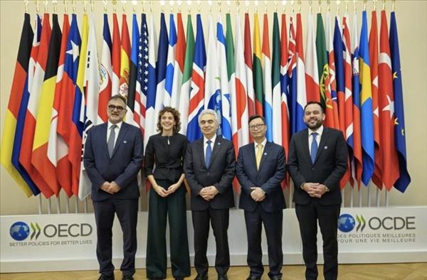 ຫວຽດ​ນາມ ກາຍ​ເປັນ​ປະ​ເທດ​ເຊື່ອມ​ຕໍ່​ຂອງ​ອົງ​ການ​ພະ​ລັງ​ງານ​ສາ​ກົນ​ຢ່າງ​ເປັນ​ທາງ​ການ