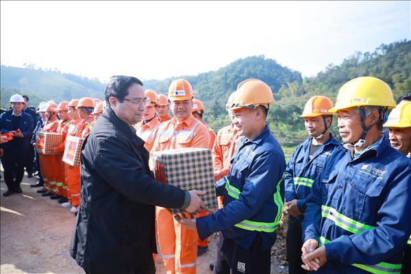 Thủ tướng Phạm Minh Chính: Phát huy tinh thần trận đánh Đông Khê để hoàn thành 2 tuyến cao tốc ở Lạng Sơn, Cao Bằng