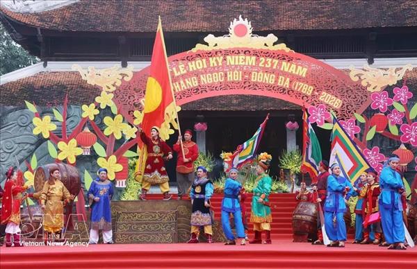 Фестиваль в Ханое посвящён 237-й годовщине победы при Нгокхой - Донгда