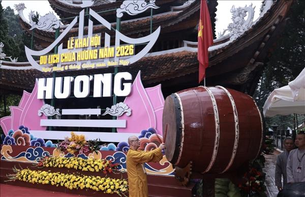 Khai hội Chùa Hương: Đổi mới quản trị, nâng tầm lễ hội quốc gia