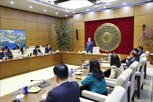 Chủ tịch Quốc hội Trần Thanh Mẫn làm việc với các cơ quan của Quốc hội