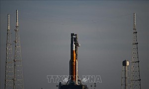 NASAの月周回ミッション「アルテミスII」、新たな技術的問題で延期