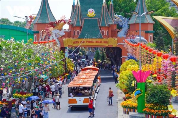 បុណ្យចូលឆ្នាំថ្មីប្រពៃណី ឆ្នាំ មមី អដ្ឋិស័ក ២០២៦៖ ទេសចរណ៍វៀតណាមទទួលភ្ញៀវទេសចរ ១៤ លាននាក់