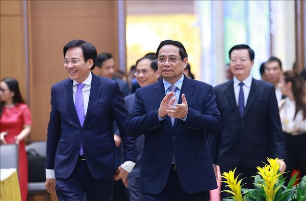 范明政总理：政府办公厅要在春节假期后首个工作日部署工作任务