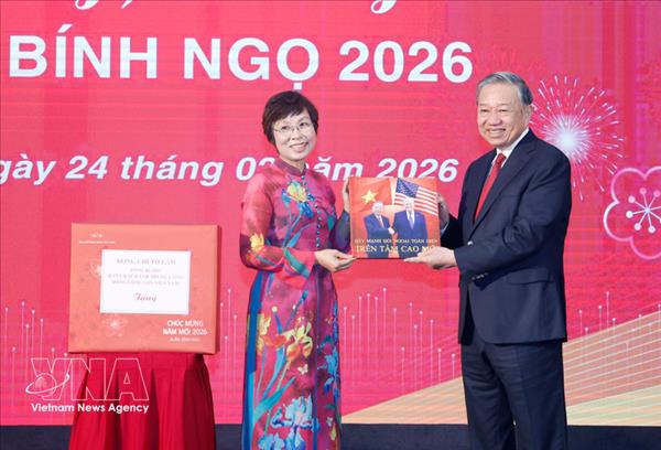 Party chief urges VNA to rise to new heights, worthy of nations trusted information source