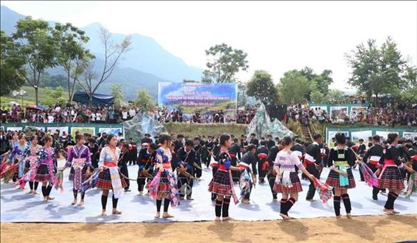 Resolution 80: Culture as glue to bind communities, strengthen social consensus