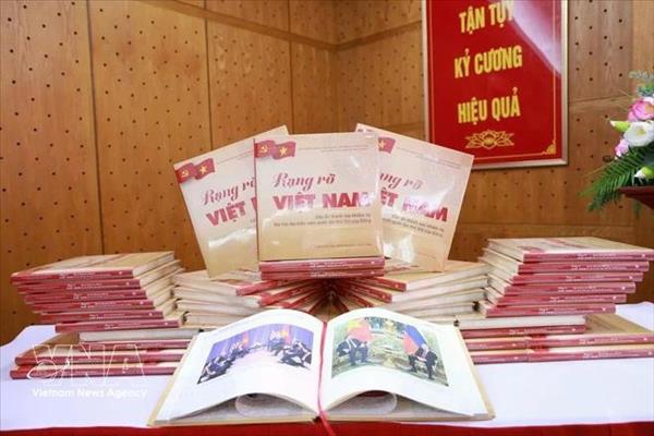 New book chronicles achievements during 13th Party Congress term