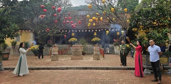 ງານ​ບຸນ​ລະ​ດູບ​ານ​ໃໝ່ ໂກນ​ເຊີນ - ກຽບ​ບາກ ໄດ້​ຮັບ​ການຍົກ​ລະ​ດັບ​ດ້ວຍຫຼາຍ​ກິດ​ຈະ​ກຳ​ທີ່​ພົ້ນ​ເດັ່ນພິ​ເສດ