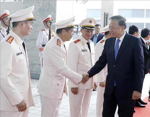 Tổng Bí thư Tô Lâm thăm và chúc Tết cán bộ, chiến sỹ Cục An ninh điều tra (Bộ Công an)